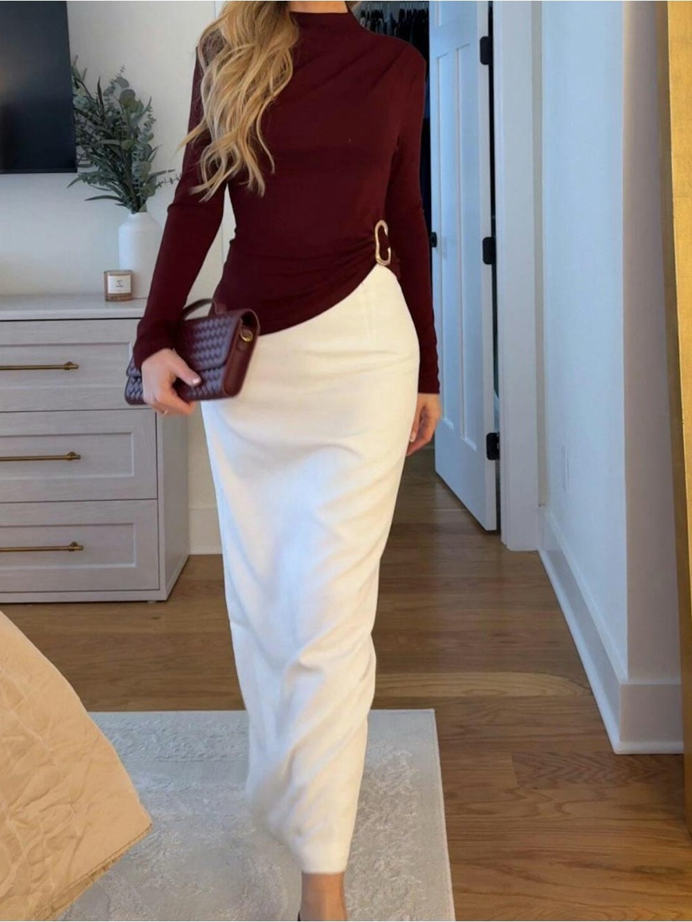 Commense Cream High-Waist Pencil Skirt